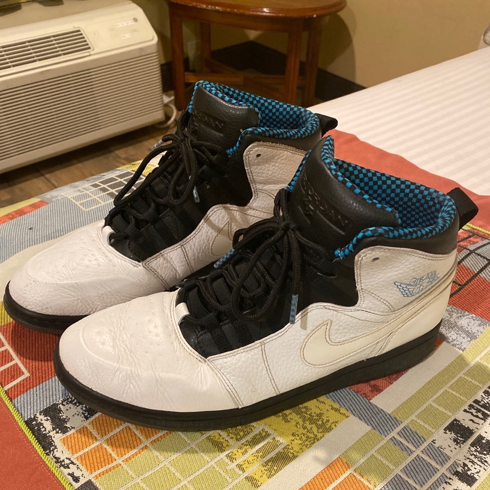 Air jordan 1 retro powder blue